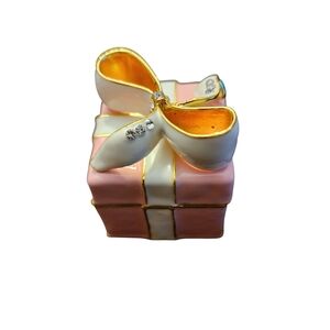 Pink & White Gift Box w/ Bow Trinket Jewelry Proposal Ring Box Rhinestone Enamel